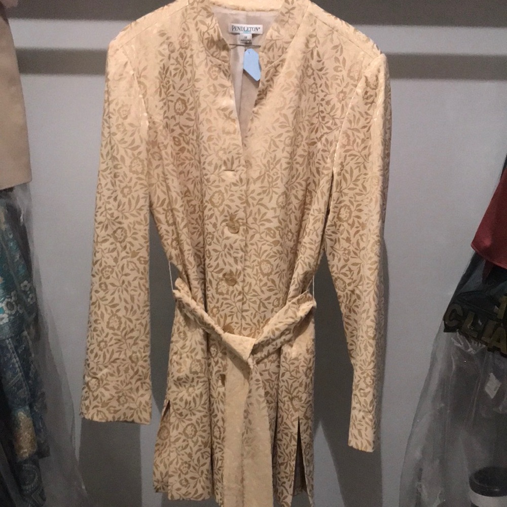 Vintage Pendleton Gold Floral Jacquard Long Jacket with Tie